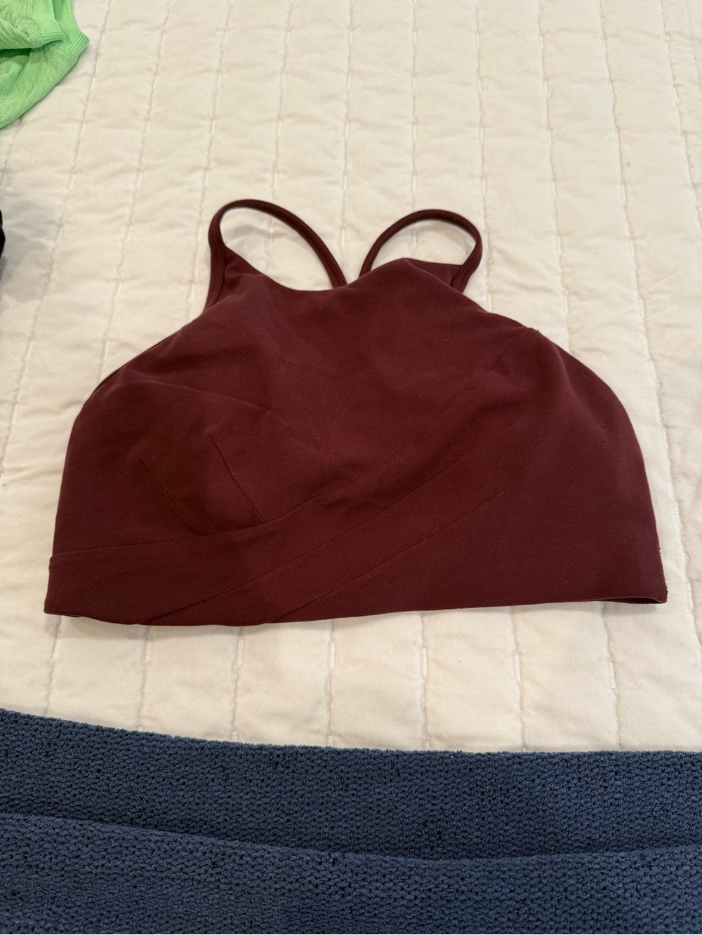 Lululemon high neck sports bra